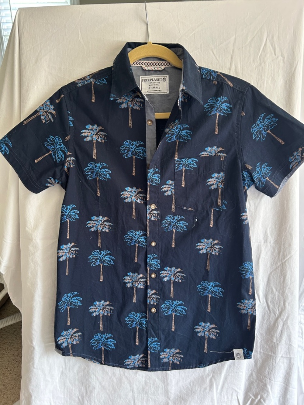 Free Planet Navy Short-Sleeve Palm Tree Button-Down Shirt